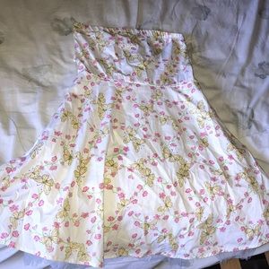 Butterfly floral Dress can also make offer for $10